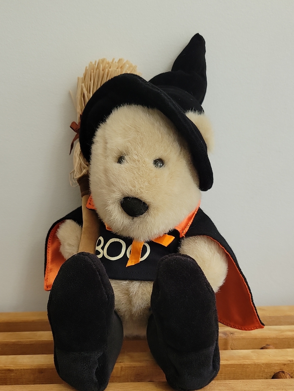 Starbucks 11th Edition In The Bearista Bear Collection Bear In Witch Costume